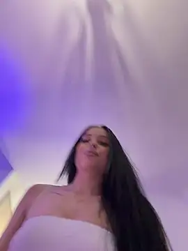 Snapshot of Olivia_Noor chatting on 30, 6, 2026 Olivia Noor online show from 30, 6, 2026