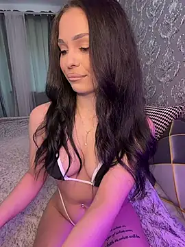 Snapshot of Olivia_Noor chatting on 26, 6, 2026 Olivia Noor online show from 26, 6, 2026