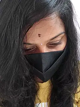 Shaliniqueen online show from 5, 7, 2026