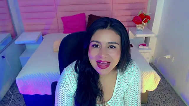 scarleth whisper online show from 4, 4, 2026