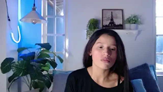 milk chloe  online show from 19, 3, 2026