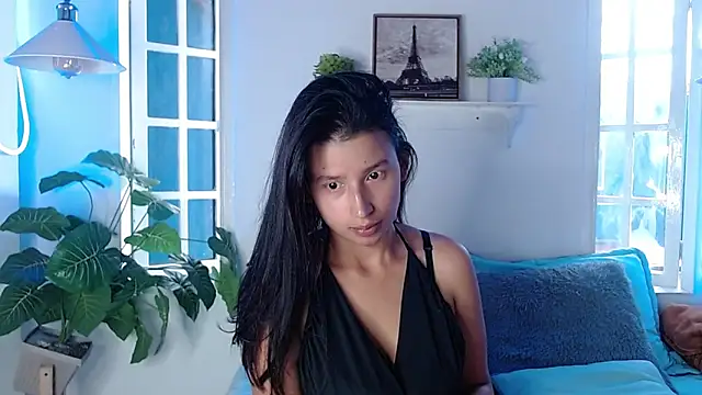 milk chloe  online show from 4, 3, 2026