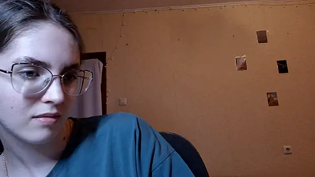 Snapshot of Katelemon chatting on 3, 6, 2026 Katelemon online show from 3, 6, 2026