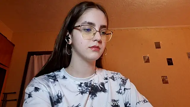 Katelemon online show from 7, 3, 2026