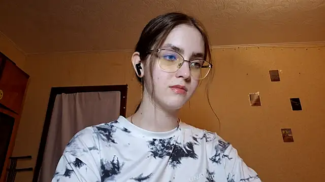 Katelemon online show from 11, 3, 2026