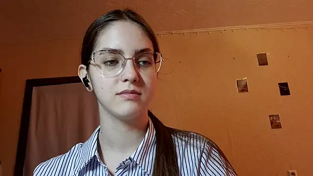 Katelemon online show from 9, 5, 2026