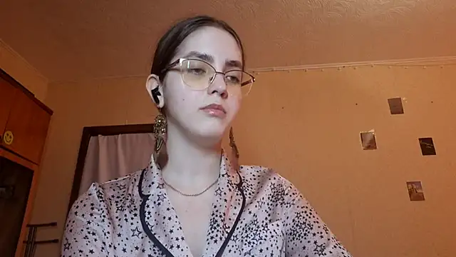 Katelemon online show from 13, 3, 2026