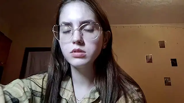 Katelemon online show from 29, 4, 2026