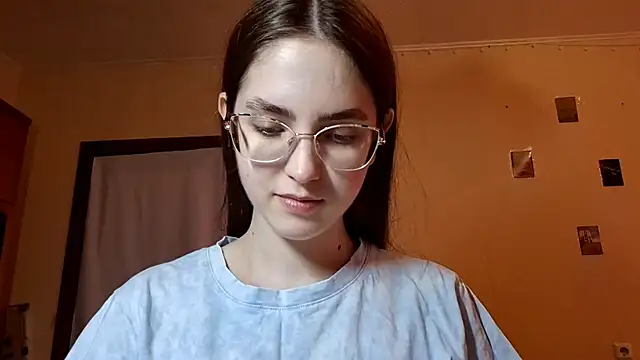 Katelemon online show from 8, 5, 2026