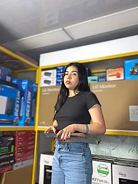 Snapshot of Ambarina_ chatting on 3, 7, 2026 Ambarina online show from 3, 7, 2026
