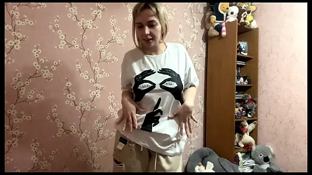 LiraDreamX online show from 23, 4, 2026