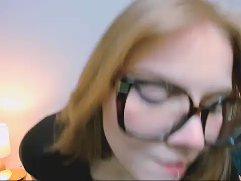 StormiSmooth online show from 28, 3, 2026