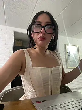 susi chimm online show from 11, 4, 2026