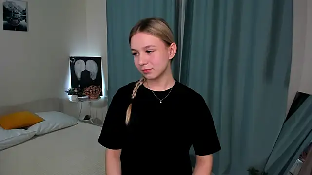 Stacy Soft online show from 5, 3, 2026