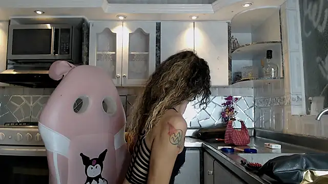 Snapshot of CrisOzzz chatting on 28, 2, 2026 CrisOzzz online show from 28, 2, 2026