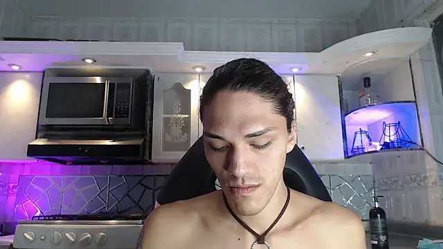 CrisOzzz online show from 11, 4, 2026