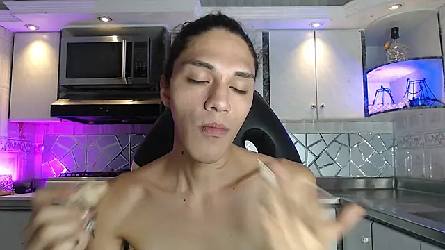 CrisOzzz online show from 5, 4, 2026