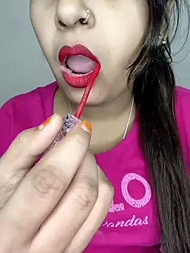 Shanaya-Hotty online show from 27, 3, 2026