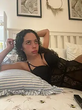 Louisemaisie online show from 16, 4, 2026