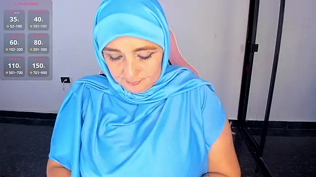 HijabiMilff online show from 16, 7, 2026