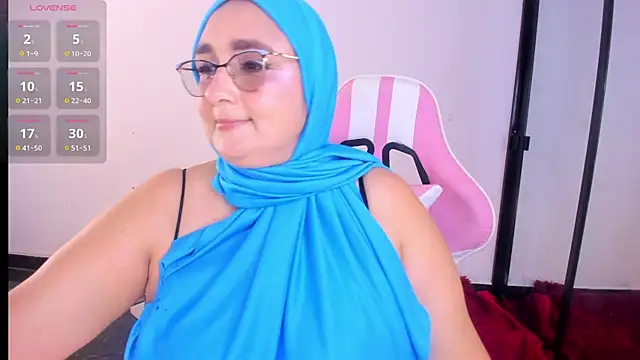 HijabiMilff online show from 23, 6, 2026