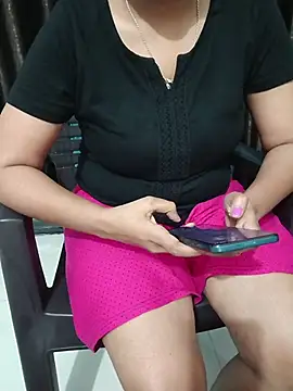 Queenlipx online show from 25, 3, 2026