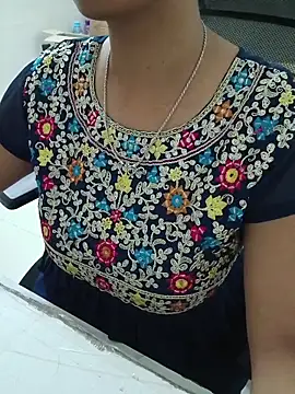 Queenlipx online show from 23, 4, 2026