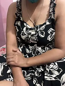 Queenlipx online show from 25, 2, 2026