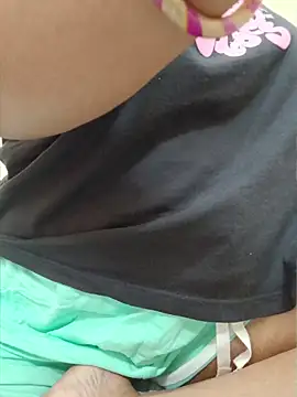 Queenlipx online show from 5, 6, 2026