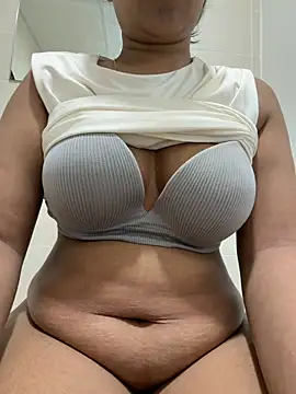 sessy grl online show from 24, 3, 2026