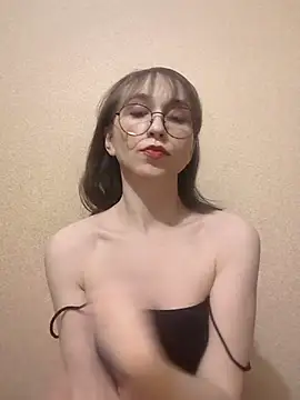 Ella17582 online show from 27, 2, 2026