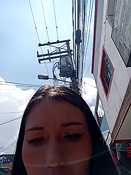 sandy 11  online show from 13, 3, 2026