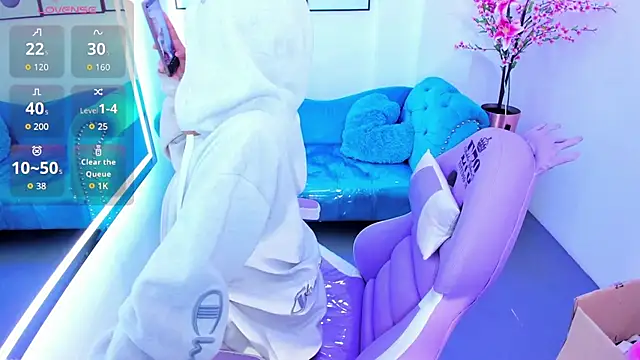 Chloe meoww online show from 11, 4, 2026