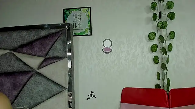 Snapshot of JennieRider chatting on 21, 6, 2026 JennieRider online show from 21, 6, 2026