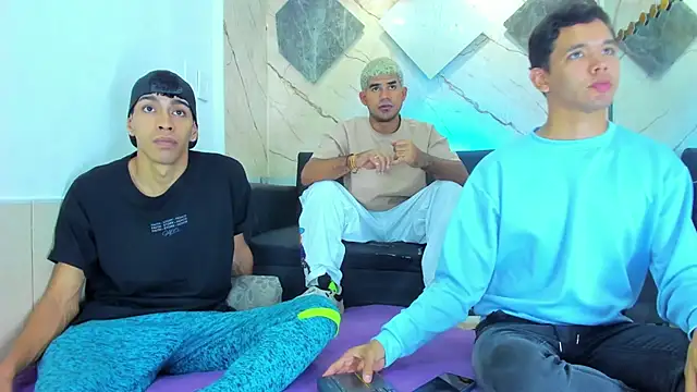 Snapshot of Latins_on_fire chatting on 27, 2, 2026 Latins on fire online show from 27, 2, 2026