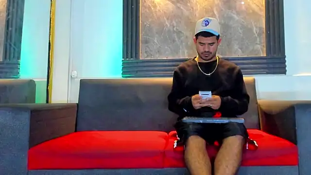 Latins on fire online show from 12, 4, 2026