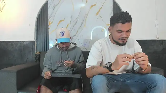 Latins on fire online show from 15, 4, 2026