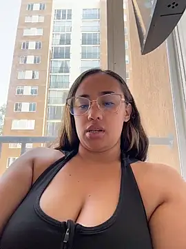 Eyssha online show from 25, 3, 2026