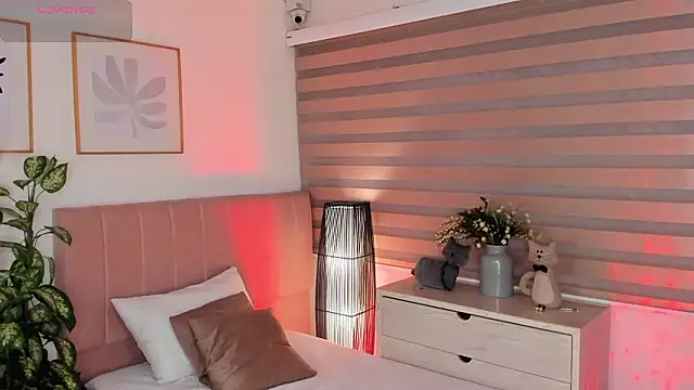 missnataly online show from 13, 3, 2026