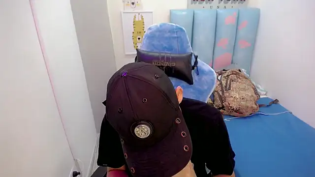 Snapshot of Houston_bby_ chatting on 27, 2, 2026 Houston bby online show from 27, 2, 2026