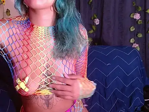 powderblu69 online show from 11, 5, 2026