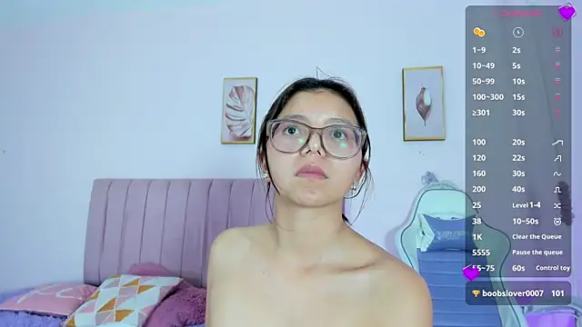 Zoow bluussh online show from 15, 4, 2026