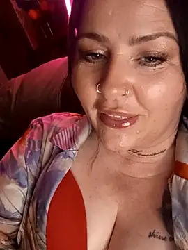 Kandi-kiss online show from 8, 4, 2026