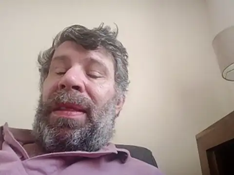 Snapshot of stud2512 chatting on 25, 2, 2026 stud2512 online show from 25, 2, 2026