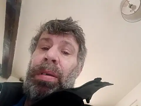 Snapshot of stud2512 chatting on 24, 2, 2026 stud2512 online show from 24, 2, 2026