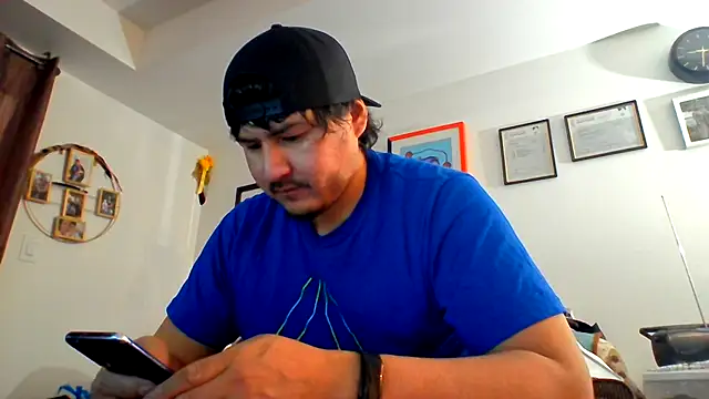 Snapshot of Bouncywarrior chatting on 2, 3, 2026 Bouncywarrior online show from 2, 3, 2026