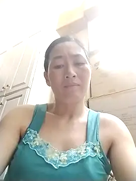 lris-Beauty77 online show from 28, 2, 2026