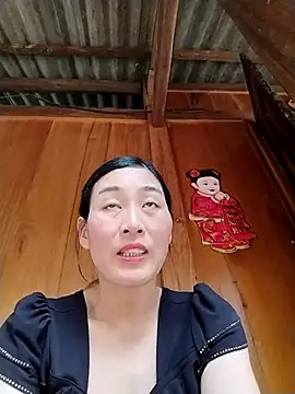 lris-Beauty77 online show from 22, 2, 2026