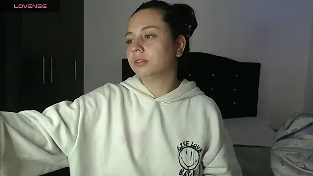 Ana  arms online show from 9, 4, 2026