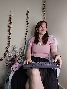 ivonnahills online show from 27, 5, 2026
